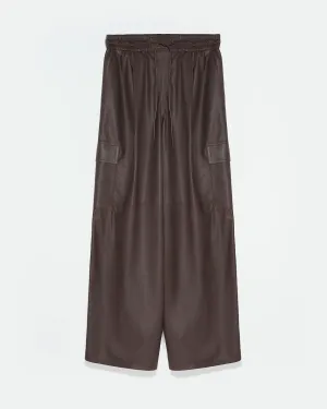 Cargo trousers in lamb leather