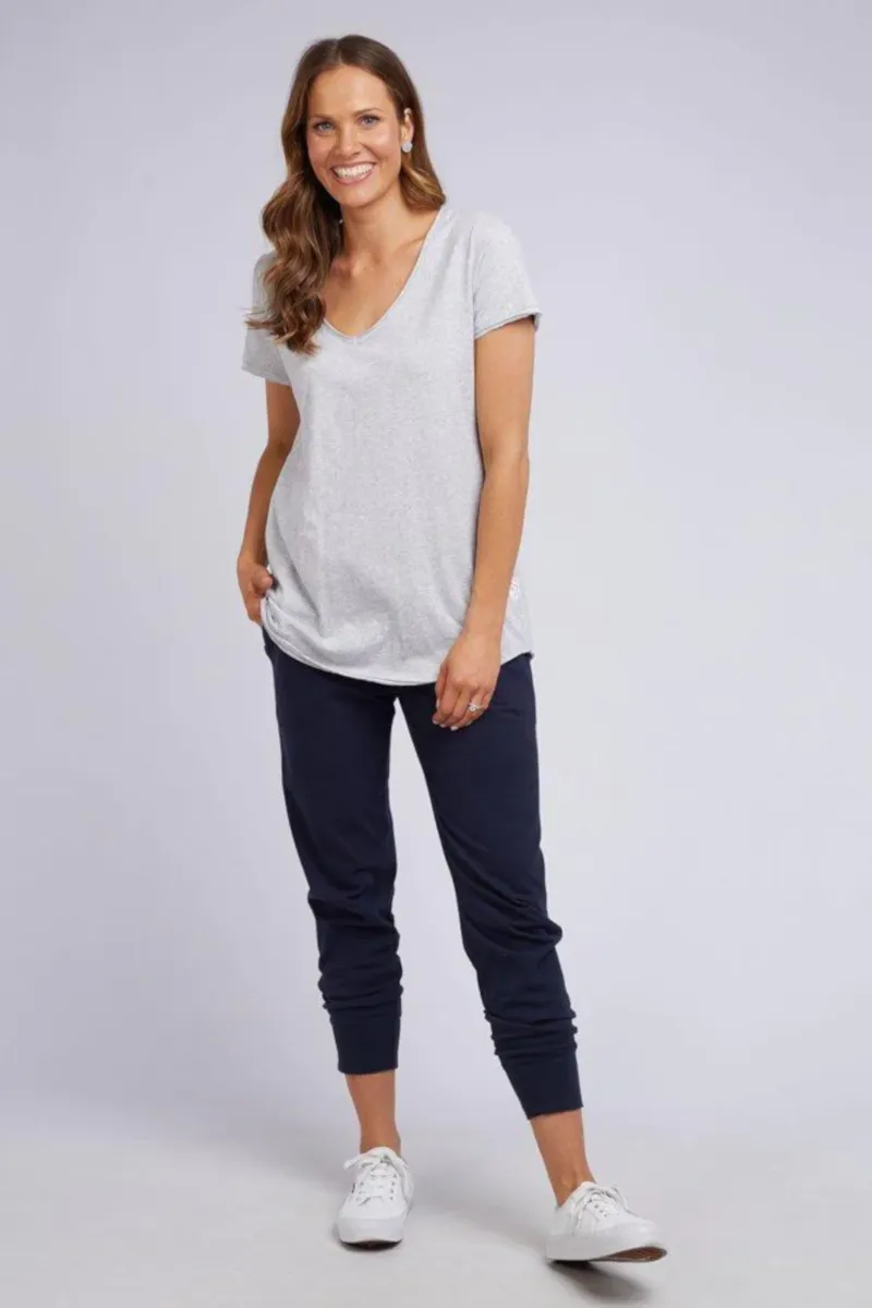 Elm - Fundamental Vee Tee Grey