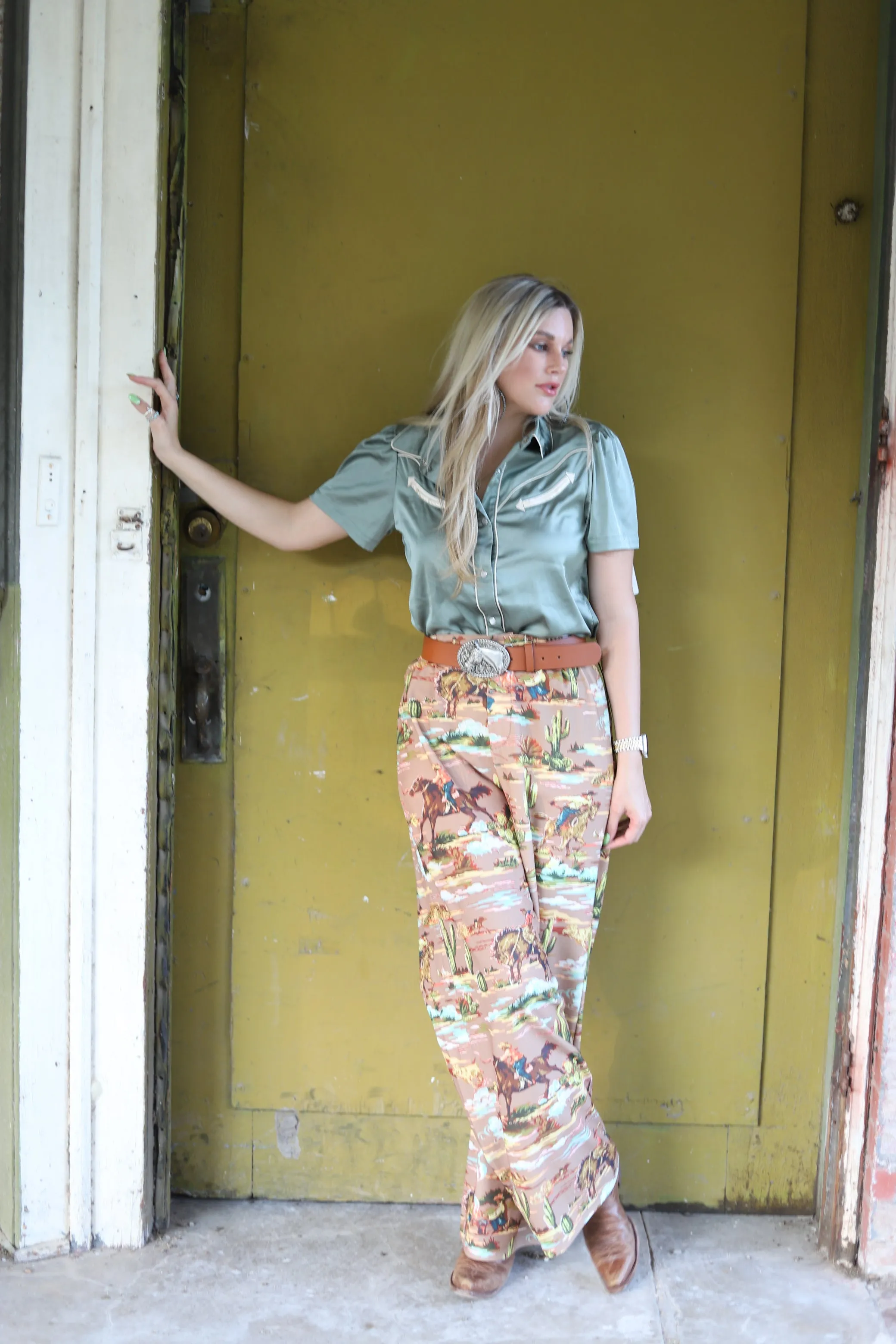 RTS TH221 TAUPE COWBOY TROUSER PANT CURVY (2)
